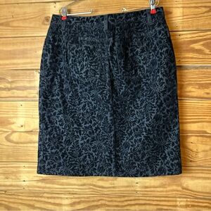 Chic Black Floral Pencil Skirt